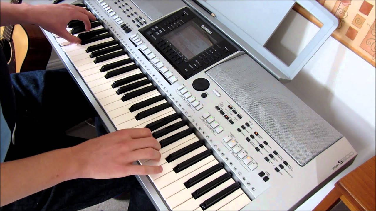 California King Bed - Rihanna (Keyboard)