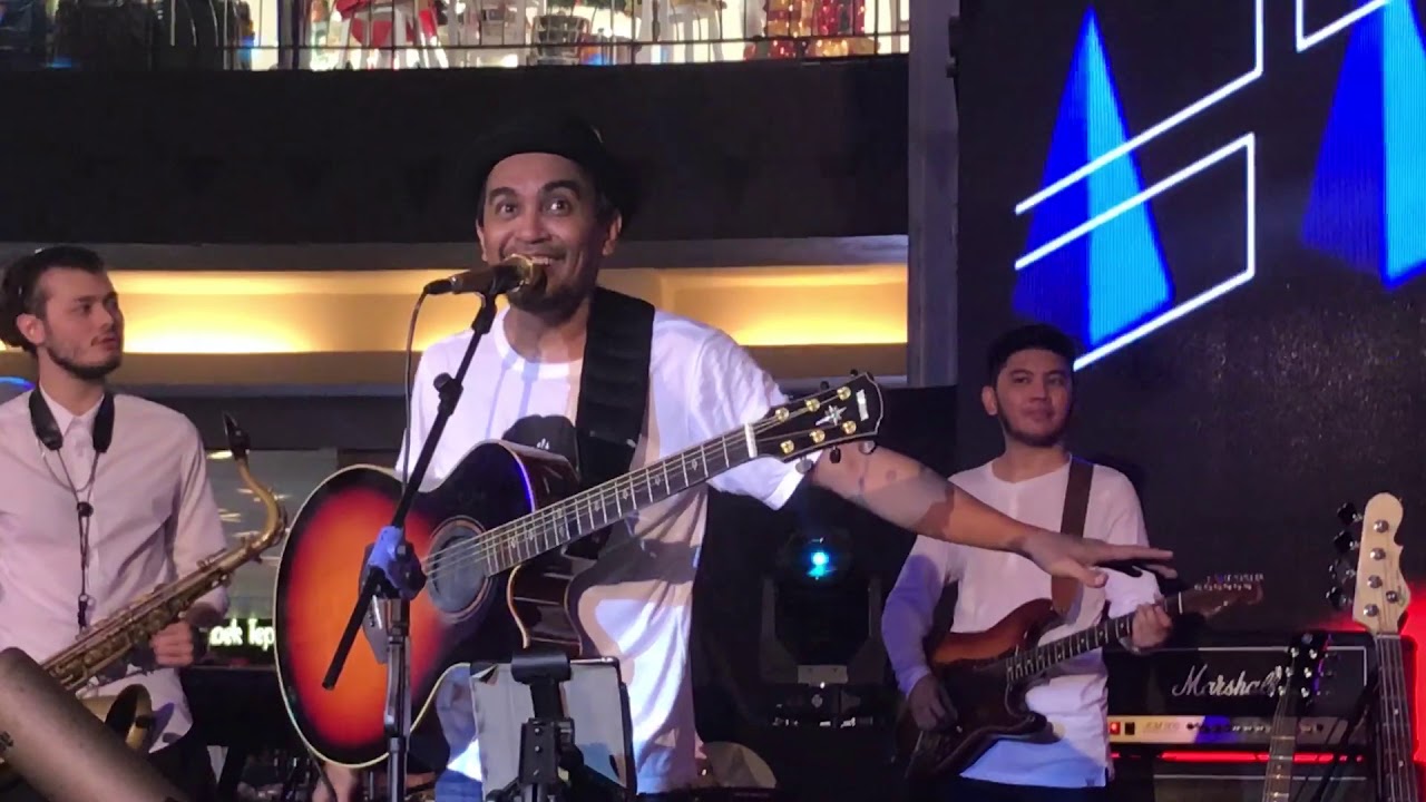 Glenn Fredly & Barry Likumahuwa - You Are My Everything (Terang)