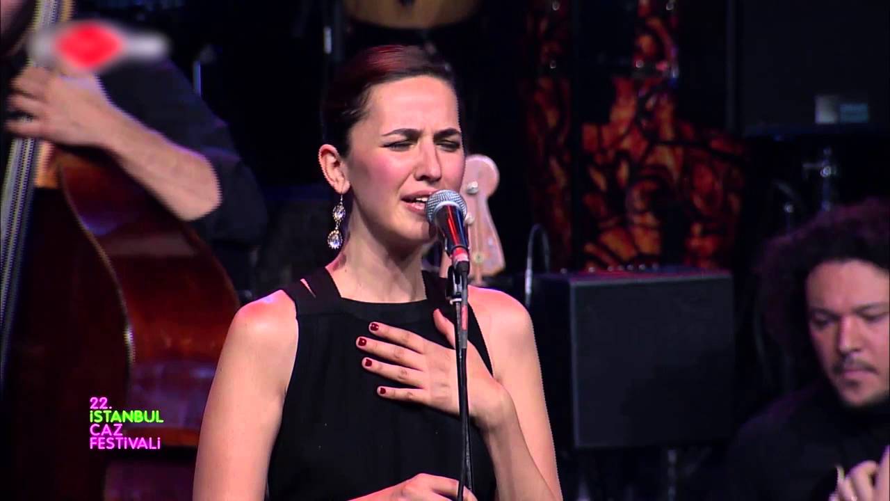 Ece Göksu - Concert 12 (İKSV 22. Caz Festivali) 2015
