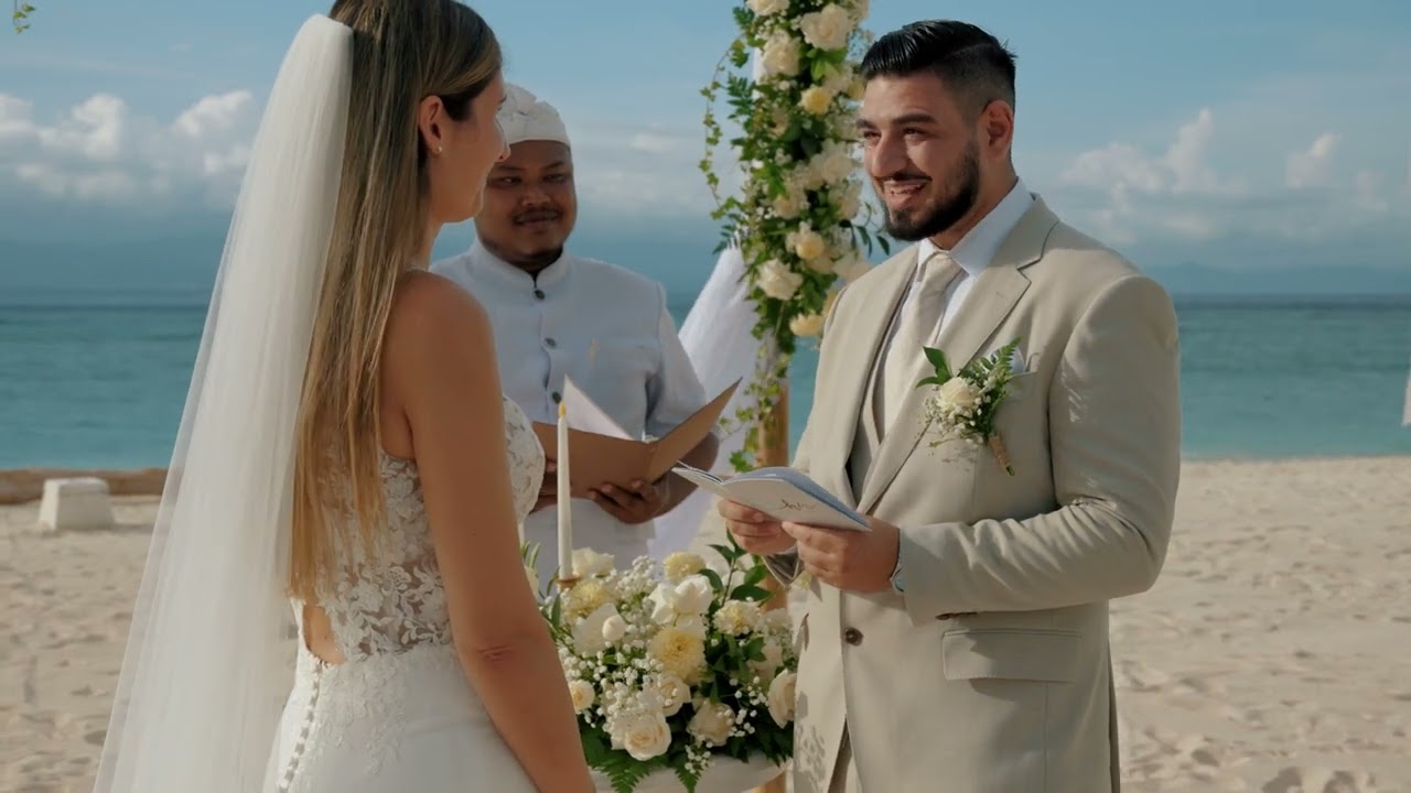 Elopement in Nusa Lembongan