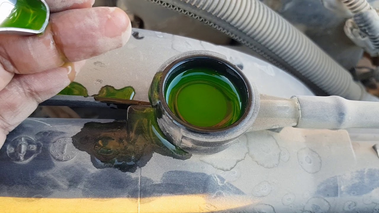 מערכת קירור מנוע במעגל סגור עם מיכל עיבוי פתוח