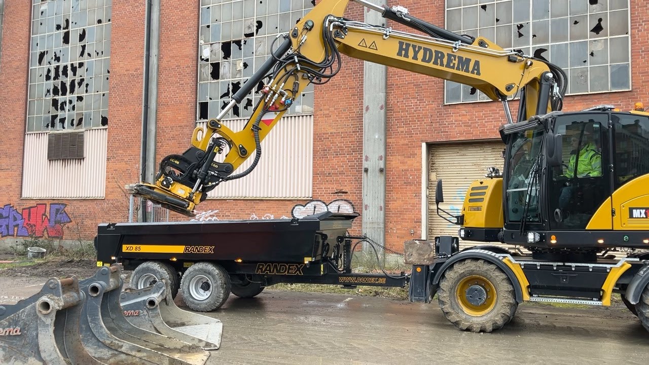 Köp Grävmaskin Hydrema MX 16 G med vagn och redskap på Klaravik