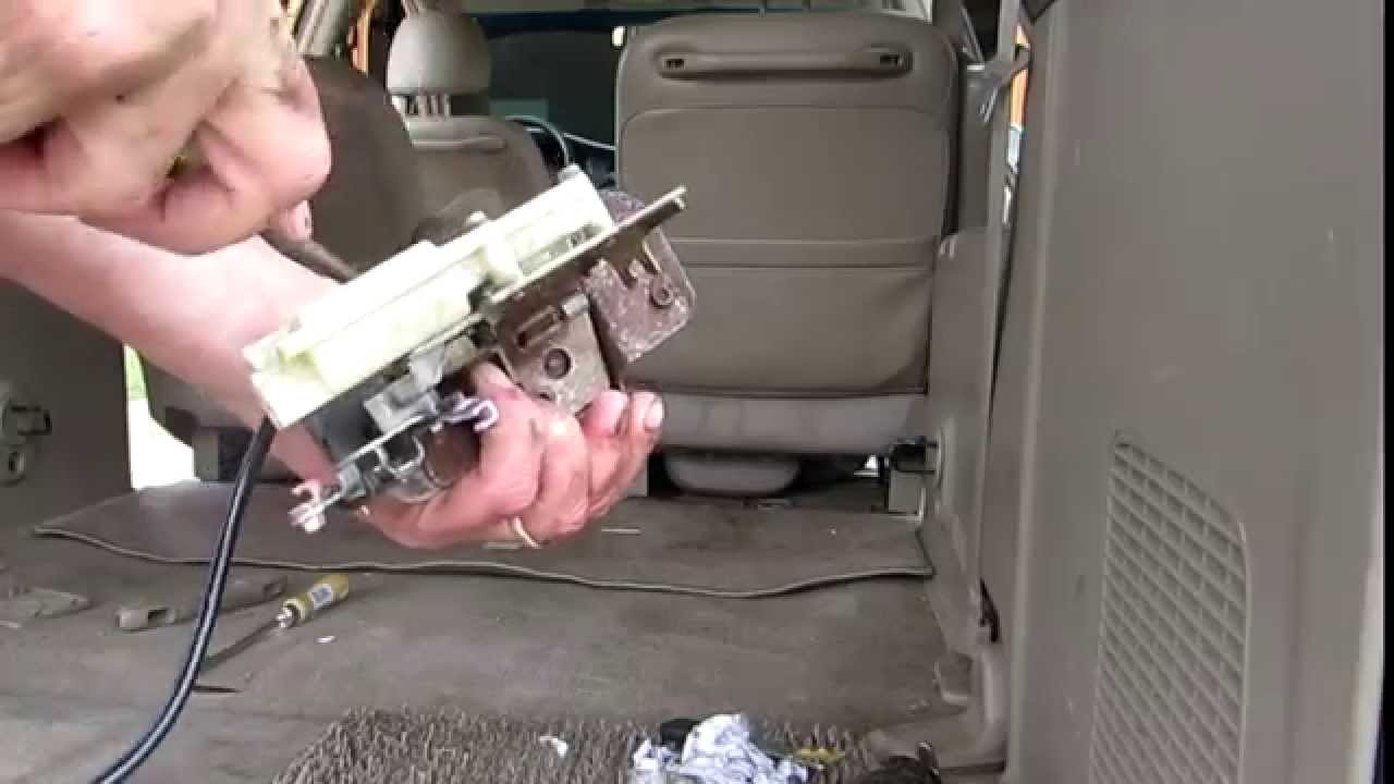 Honda Odyssey trunk latch repair 2002