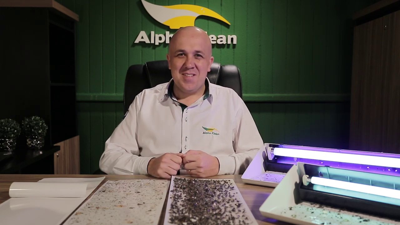 Elimine de vez as Moscas Apresentando a Incrível Armadilha Luminosa que vai Transformar seu Ambiente