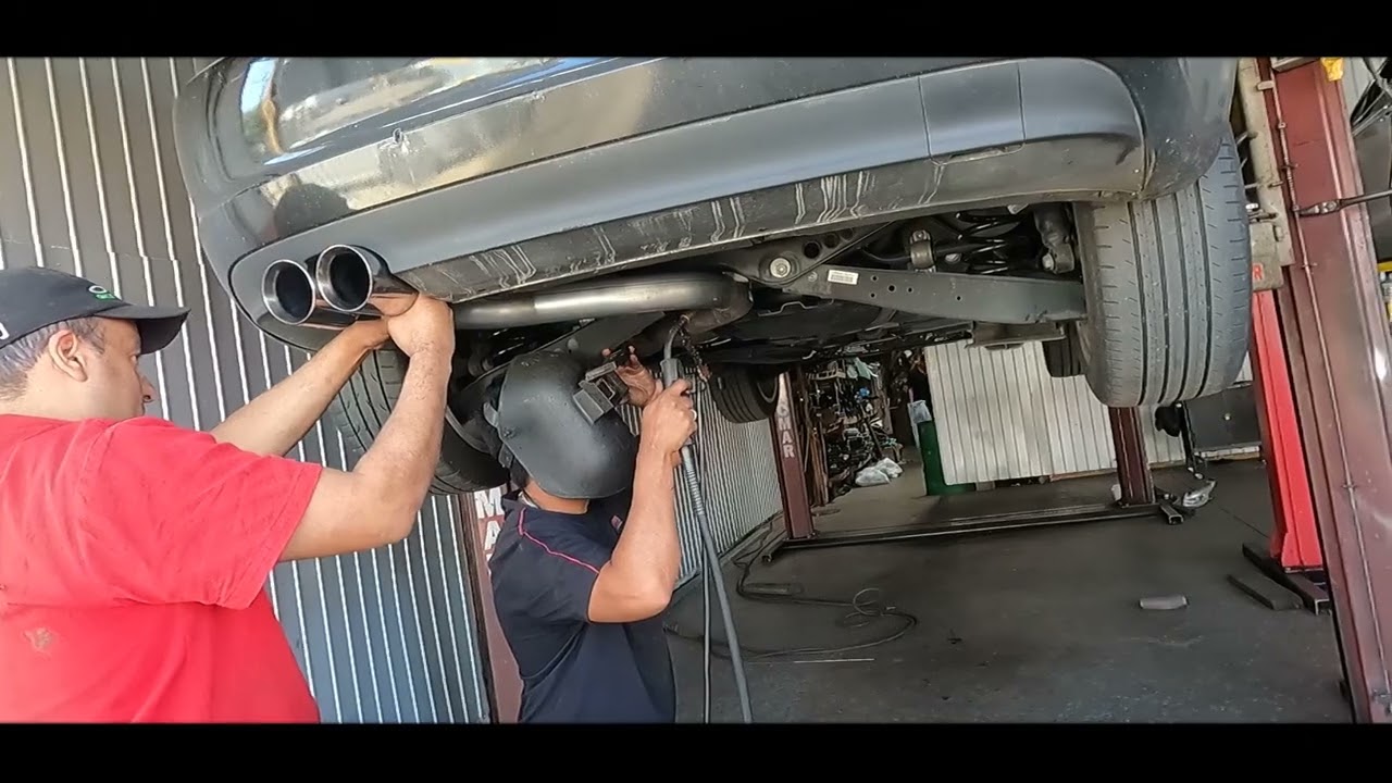 Audi A3 Sportback | Mexi no escapamento do A3《 Pipocos na troca de marcha 》