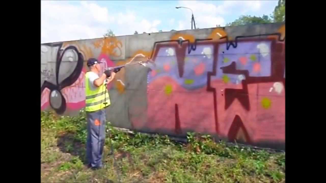 Usuwanie graffiti z betonowych ekran&oacute;w AGS 2+ i AGS 60 płyn