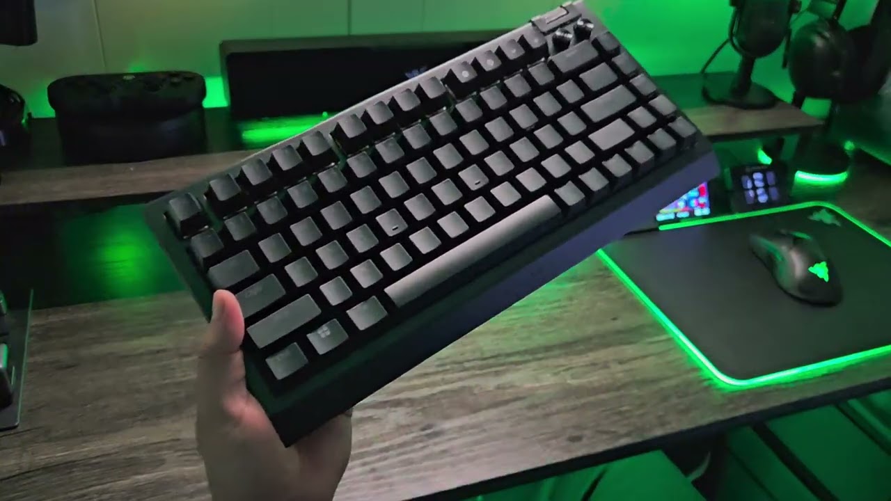 Razer Blackwidow V4 75% l Quick Unboxing And Sound Test