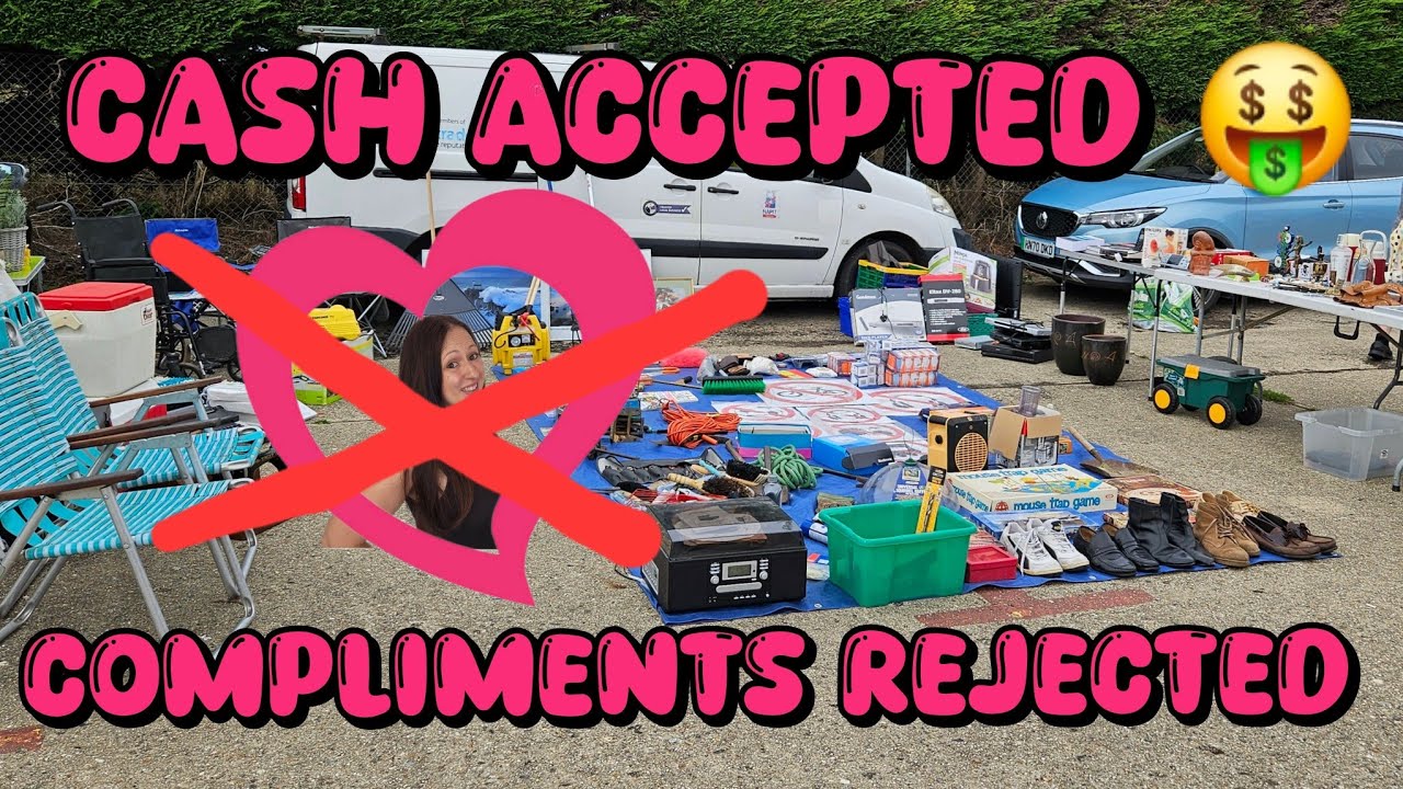Cash beats compliments. Selling at the car boot sale, flea market POV