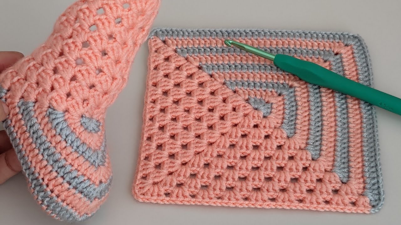 Kare Motiften Tığ işi Bebek Patiği Nasıl Yapılır? - Amazing Shoes art with easy crochet techniques!