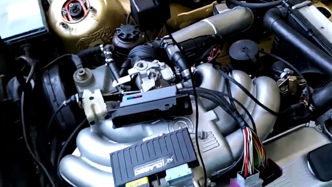 BMW e30 ECUMASTER m20 Plug and Play stand alone ECU