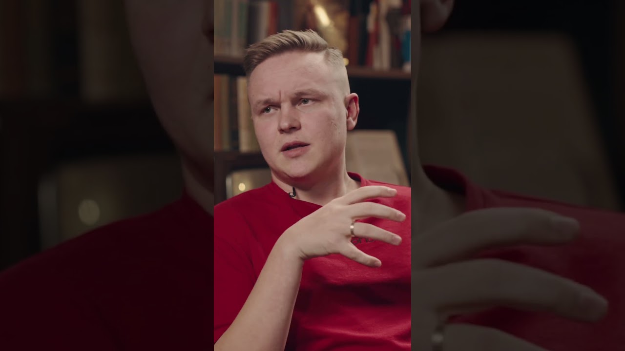 Реакция СТЕНДОФФЕРА, когда узнал, что в PUBG турниры на 2000000 долларов. #hbtv #standoff2 #pubg
