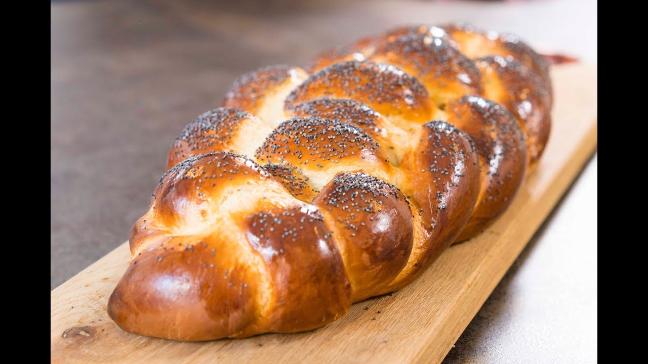 How to make Challah | Stacey Dee's Kitchen