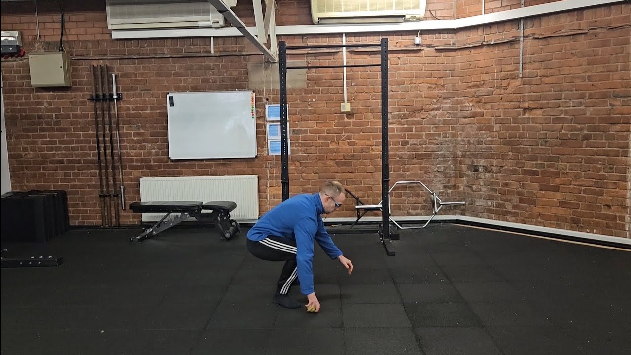Squat Figure of 8 Challenge
