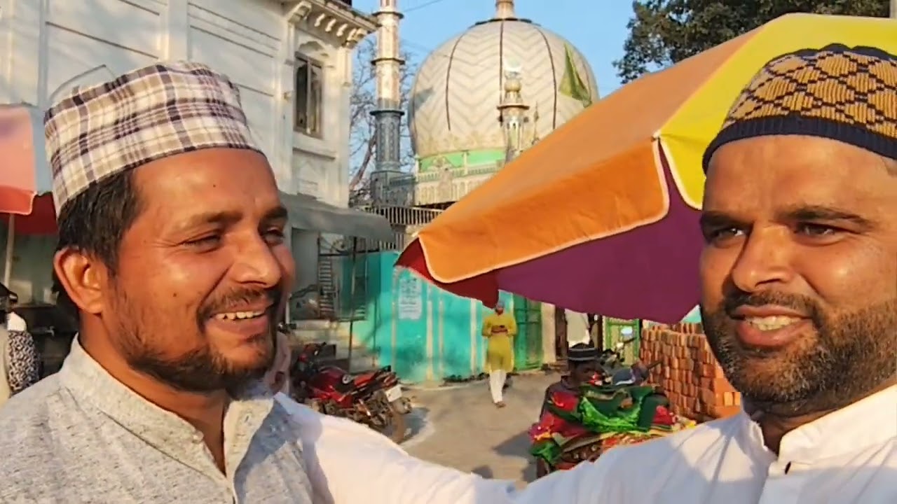 Ramzan Sharif mein kitni Raunak rahti hai