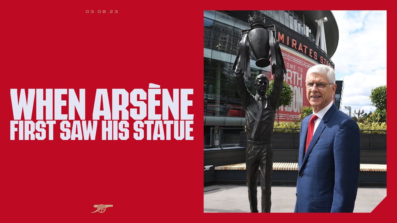 Ars&egrave;ne Wenger visits his statue!