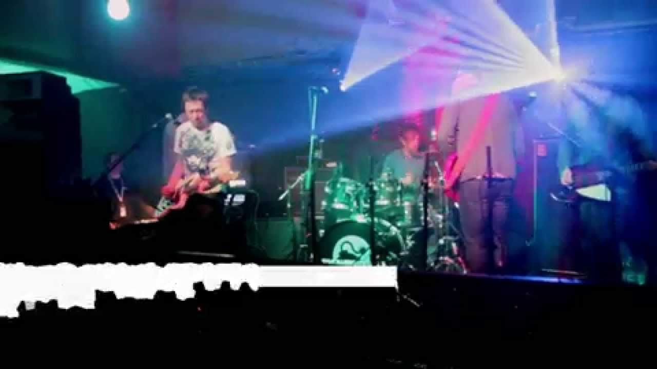 Bibelots - The Bomb (Live @ Snowbombing Austria)