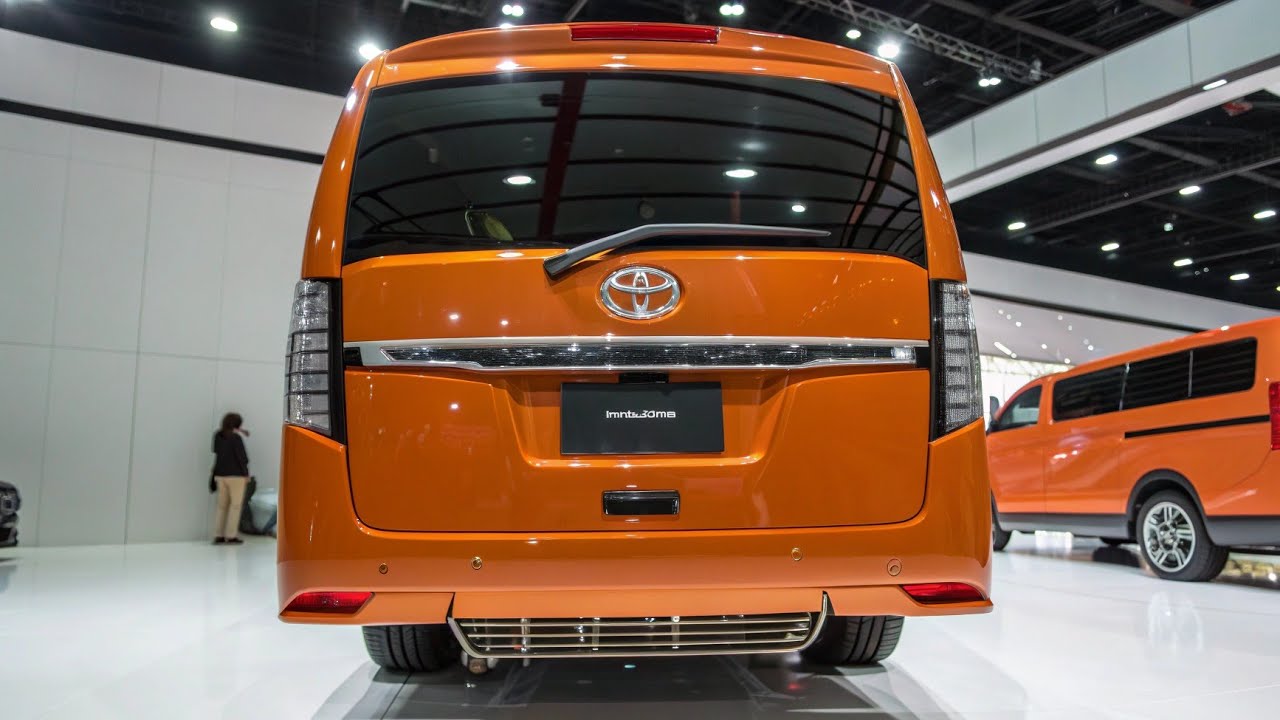 Toyota Luxury Coaster 2026 года — обновленный вариант премиального микроавтобуса