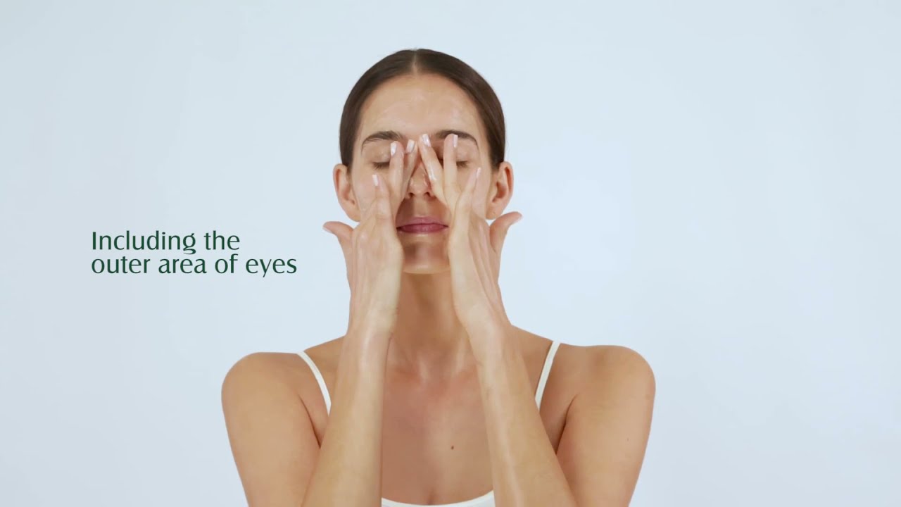 How To Use The SHIFFA Aromatic Facial Cleanser