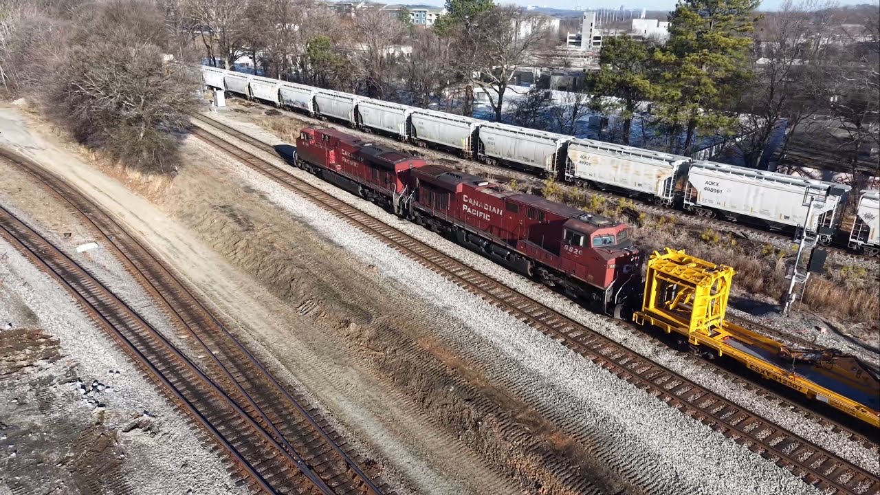 Five Trains in 15 Minutes, Amtrak 19, CP Units Lead MOW Equipment in the Cold Wind