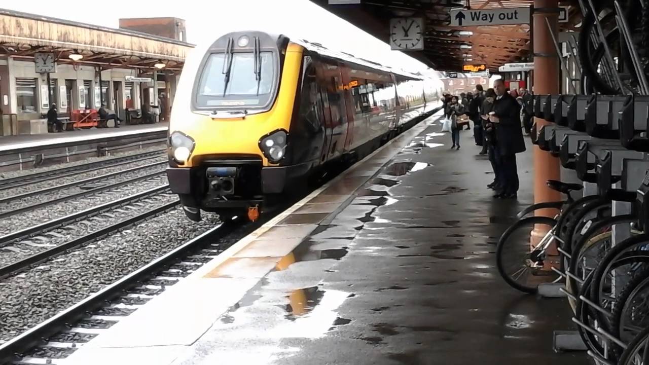 Trains at: Leamington Spa, CML, 09/03/16