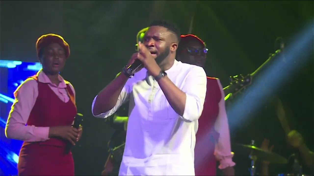 EBUKA SONG LIVE MINISTRATION AT NSUKKA