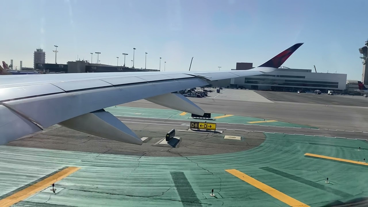 Delta Air Lines A350-900 Takeoff From LAX!