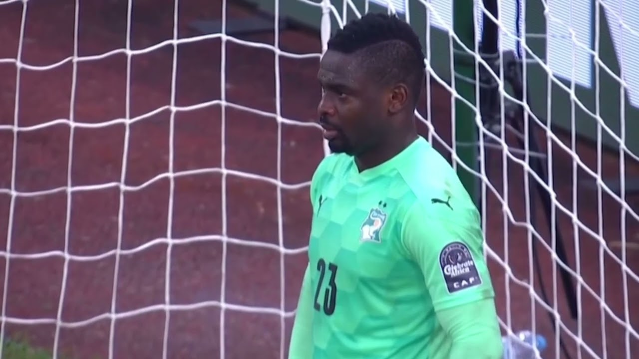 Mahrez Missed Penalty compilation #football