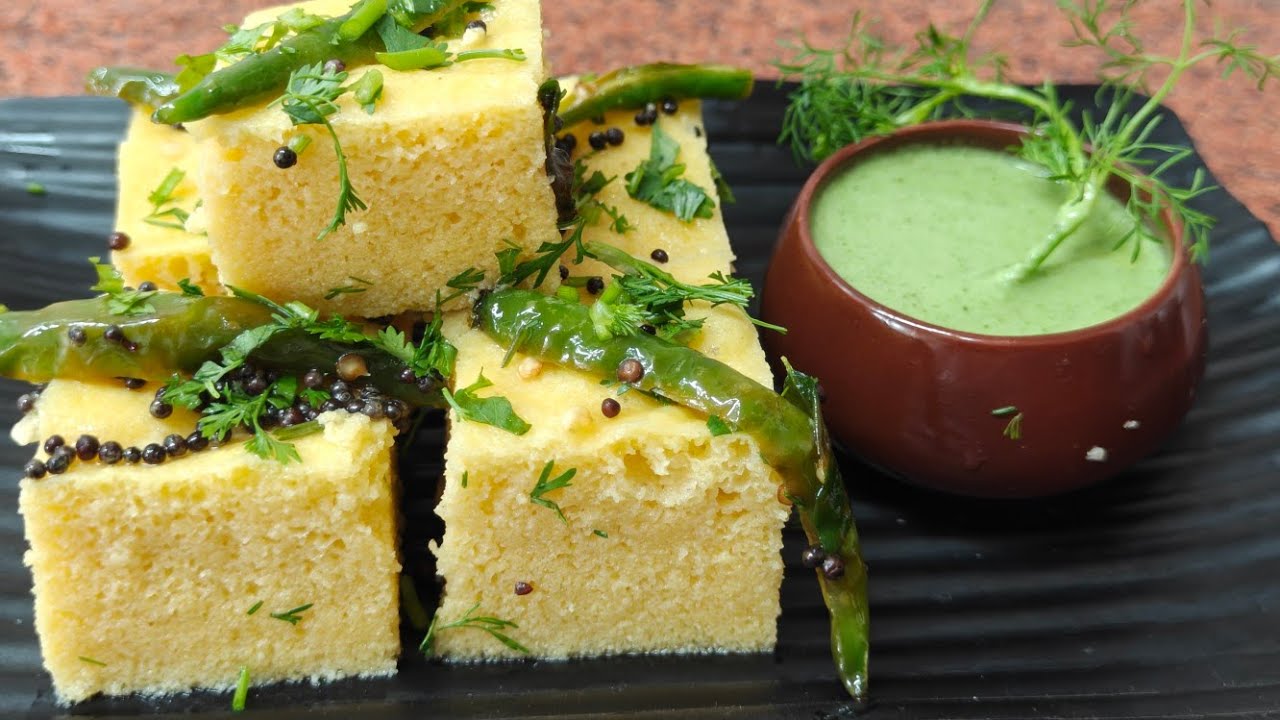 Super soft fluffy KHAMAN DHOKLA #saritadubeykitchen