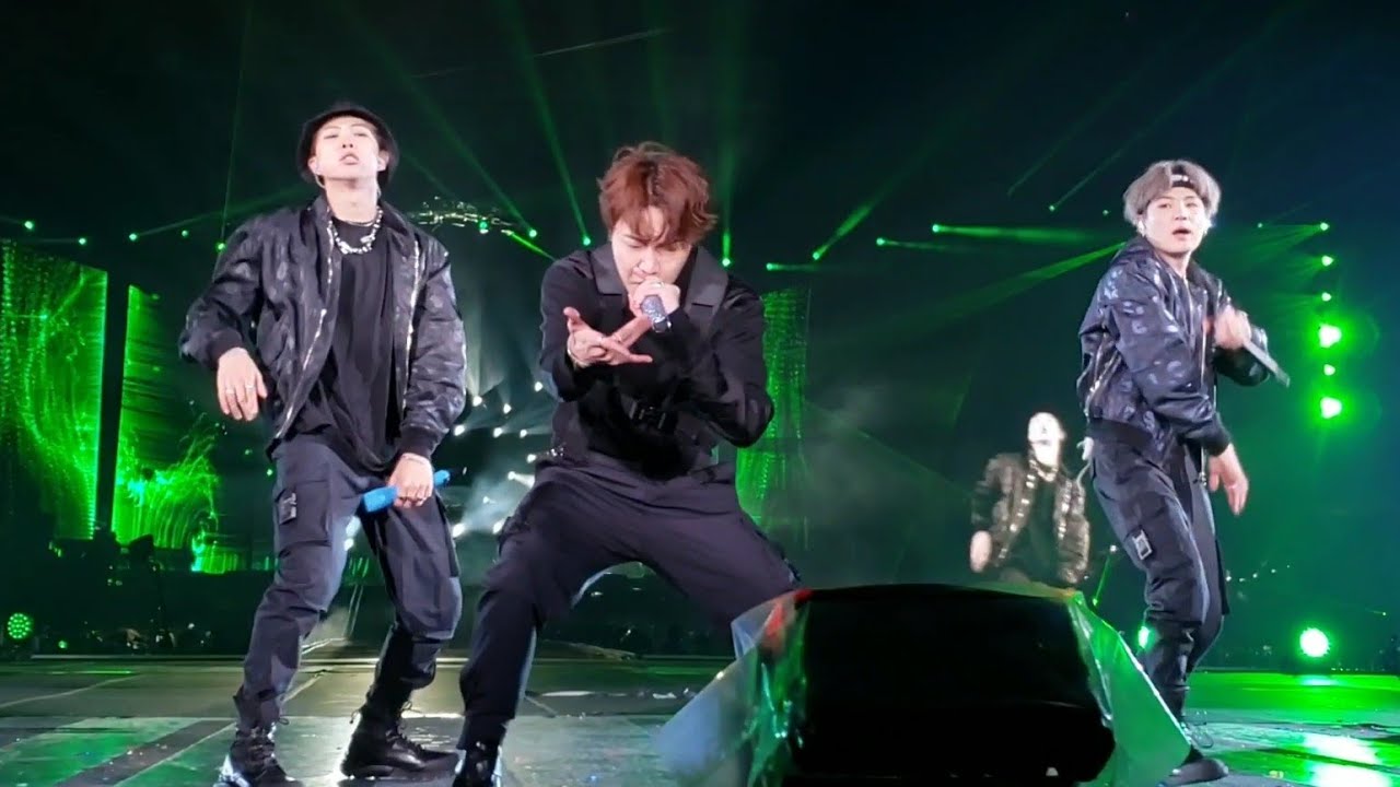 190511 Outro: Tear @ BTS 방탄소년단 Speak Yourself Tour in Soldier Field Chicago Concert Fancam