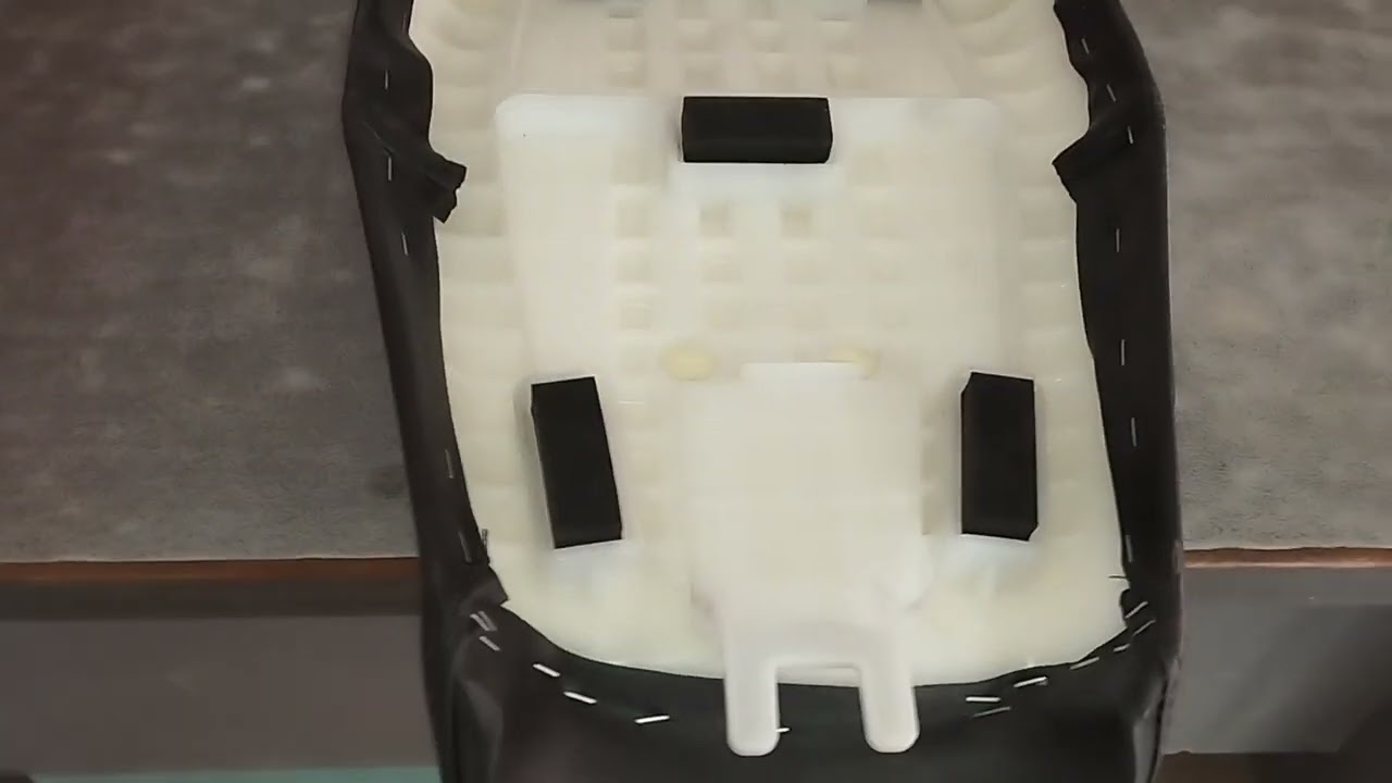 24 modal CG seat assy