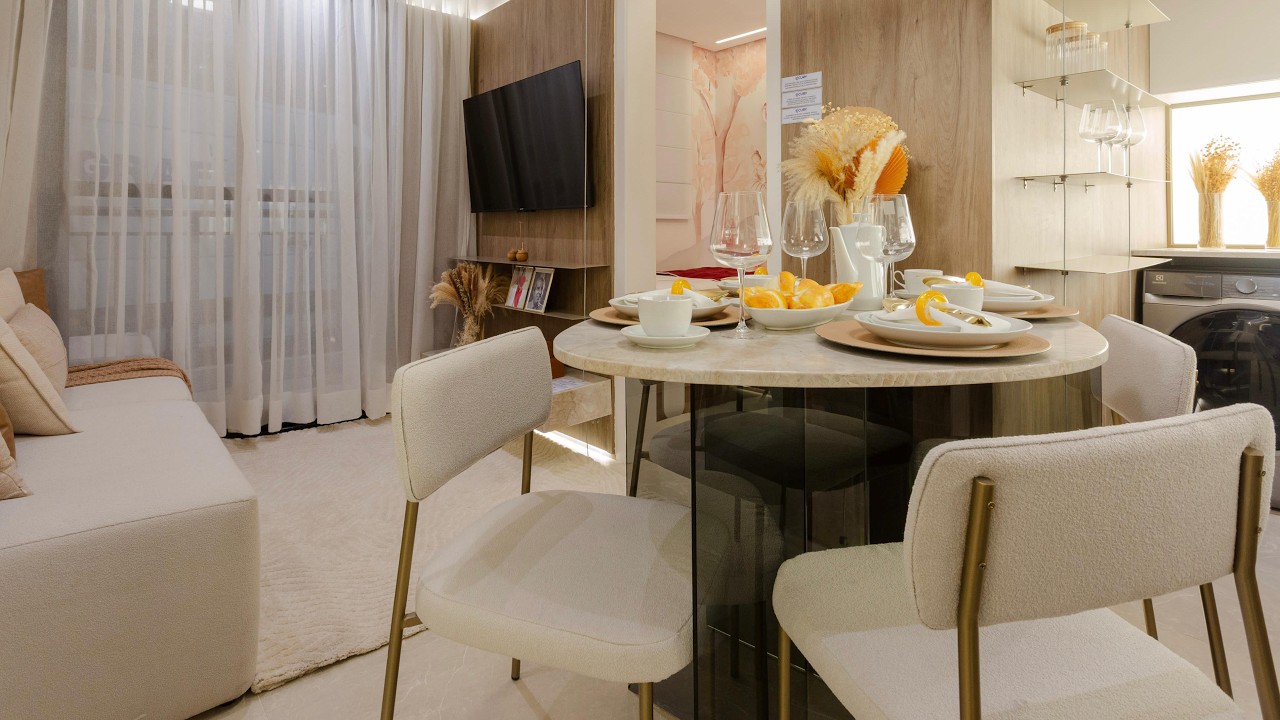 (REPOST) MODERN MOOCA DECORADO 🤩 02 dorms.|  37 METROS | com SACADA​⁠😍   @curyconstrutora ​