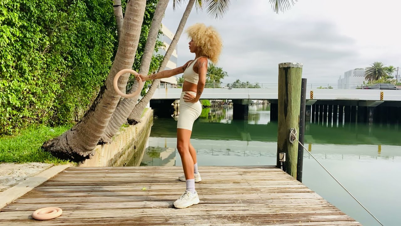 Jungle Johanna x Bala 15 Min Power Ring Set Workout