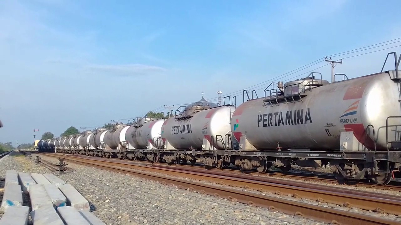 Kompilasi Kereta Api Pertamina DIVRE 1 SUMUT (Tahun 2017)
