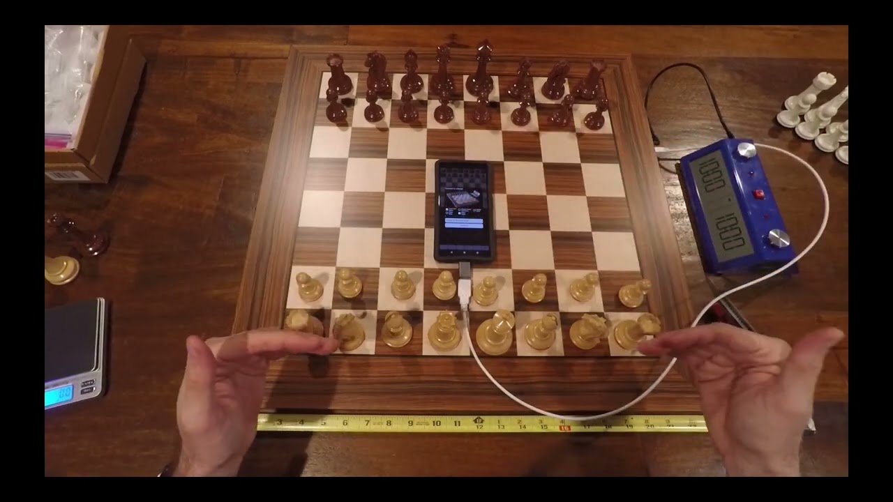 Chess for Android: House of Staunton/Zmartfun board and clock