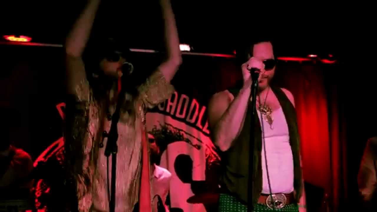 Johnny Showcase - Forget About The World (Live)