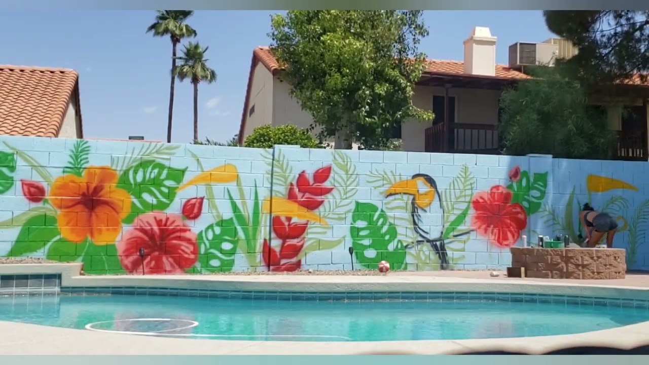 Tropical pool mural in Airbnb Chandler, day 1