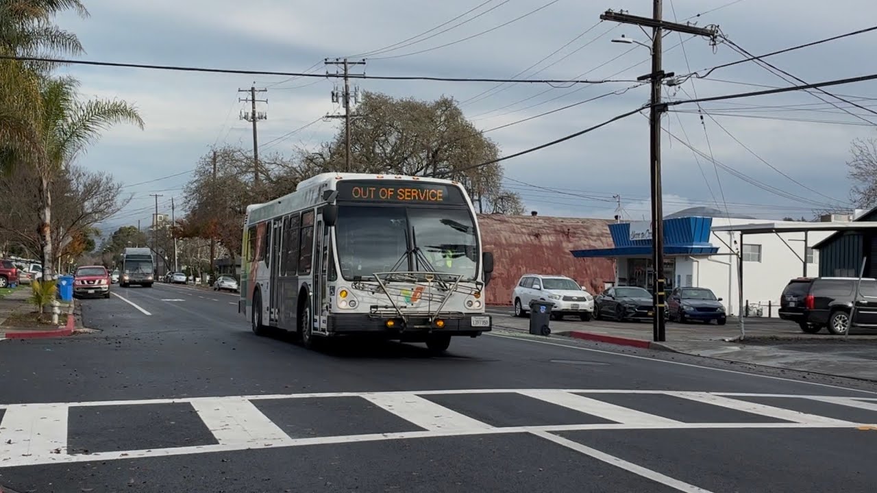 RARE! 2013 NVTA El Dorado 30’ Access ￼BRT CNG bus