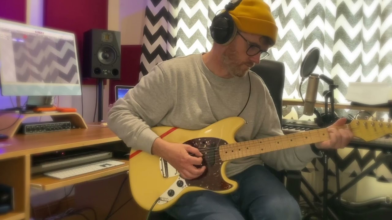 Comerford Handcrafted Guitars - Mustang Demo by Justin (Frankenstein Bolts)
