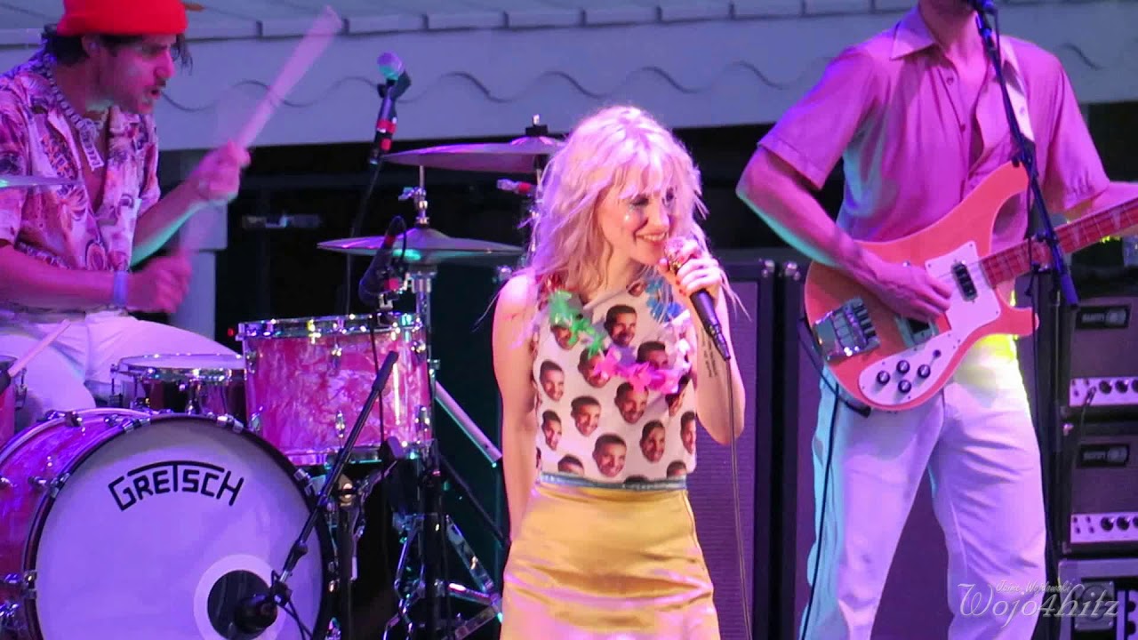 17/17 Paramore - Hard Times/Heart of Glass Mash-Up @ Parahoy 3 (Show #2) 4/08/18 Deep Search