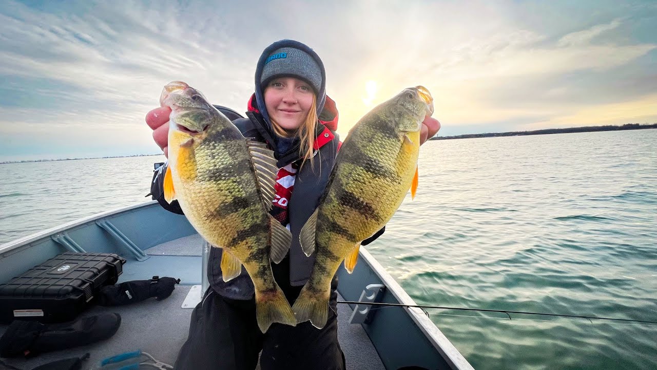Finding JUMBO Lake Erie Perch in the COLD (Spring 2025 on Long Point Bay)