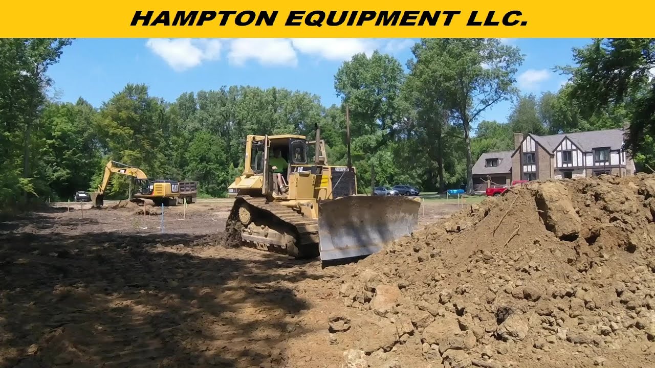 CAT D6M XL SCULPTURING POND DIRT