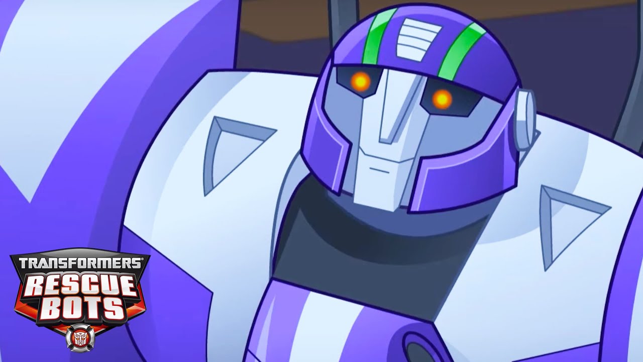 Blurr Learns How to be a Rescue Bot 🚨 | Transformers Rescue Bots | Transformers TV