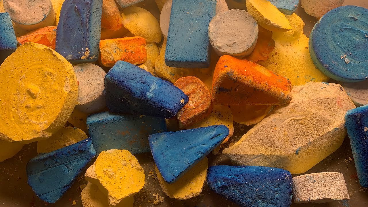 Colour combo 1 ; Soft Silky and Crunchy Blue Yellow Relation :) Gym chalk Reforms