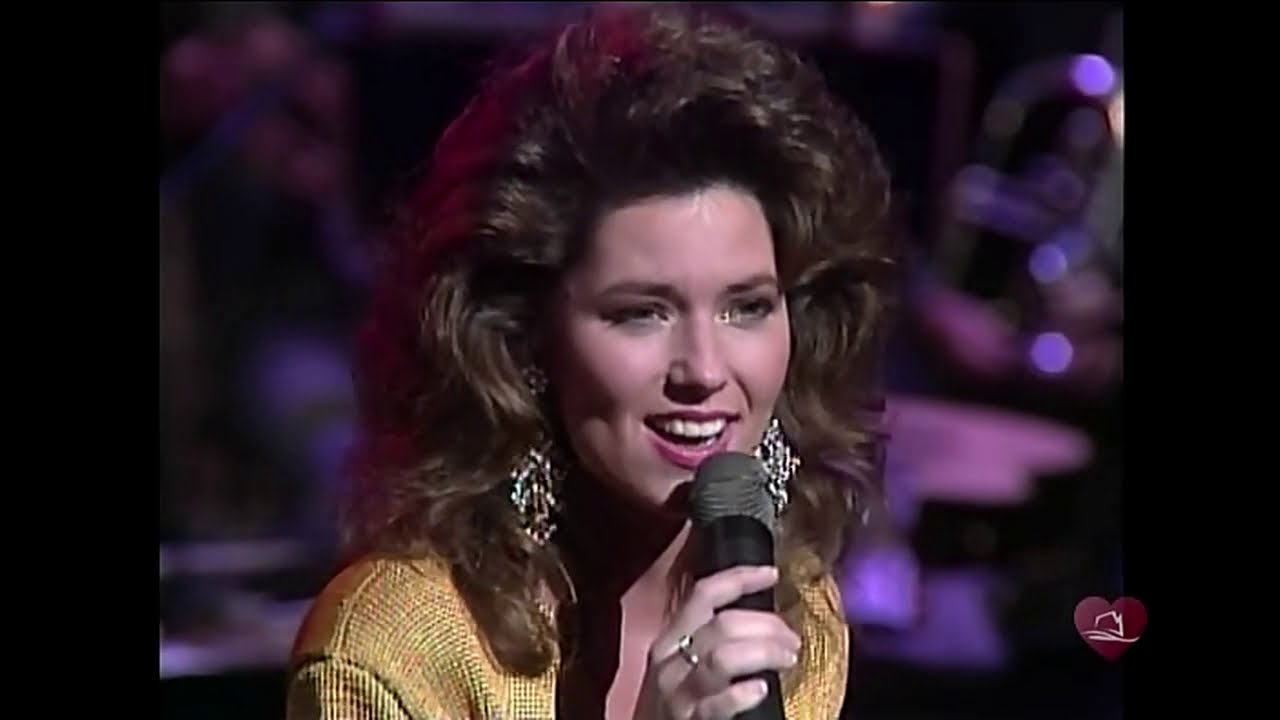 Shania Twain - Love Is A Rose (1993)(Music City Tonight 720p)