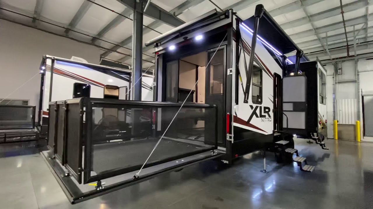 TOY HAULERRRR! 2021 XLR Nitro 321Tour by Forest River RV. Walk Through- Toy Hauler 5th Wheel