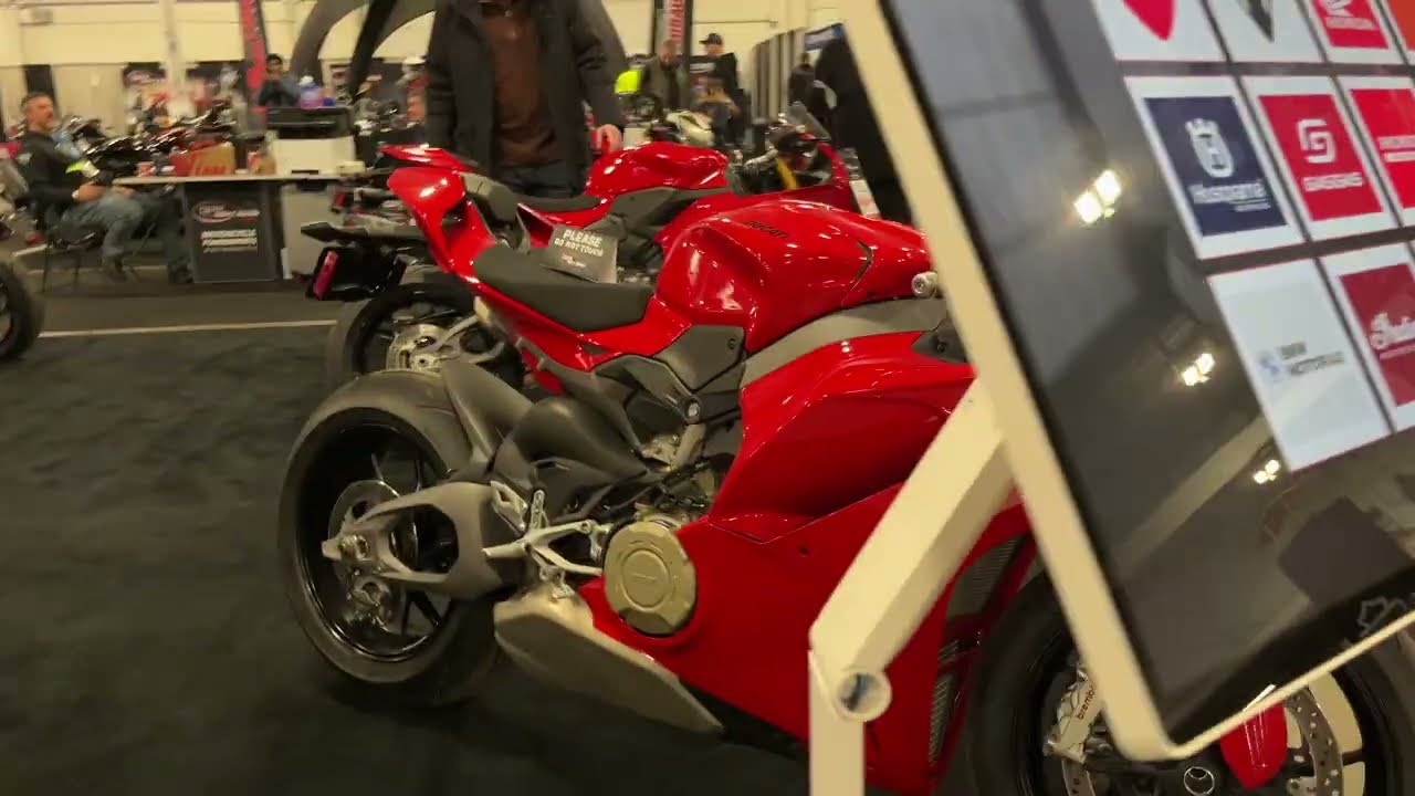 Custom Motorcycles Walkthrough | North American International Motorcycle Supershow 2026 | Toronto