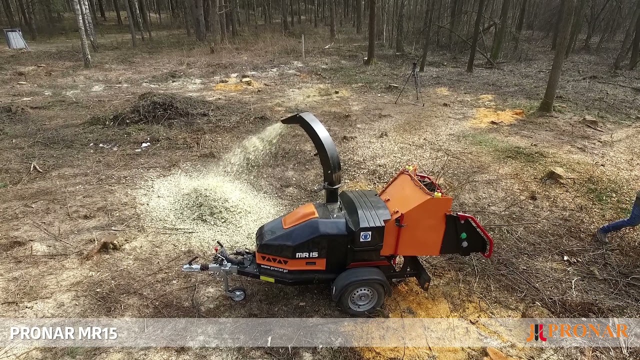 Mobilny rębak do gałęzi PRONAR MR-15