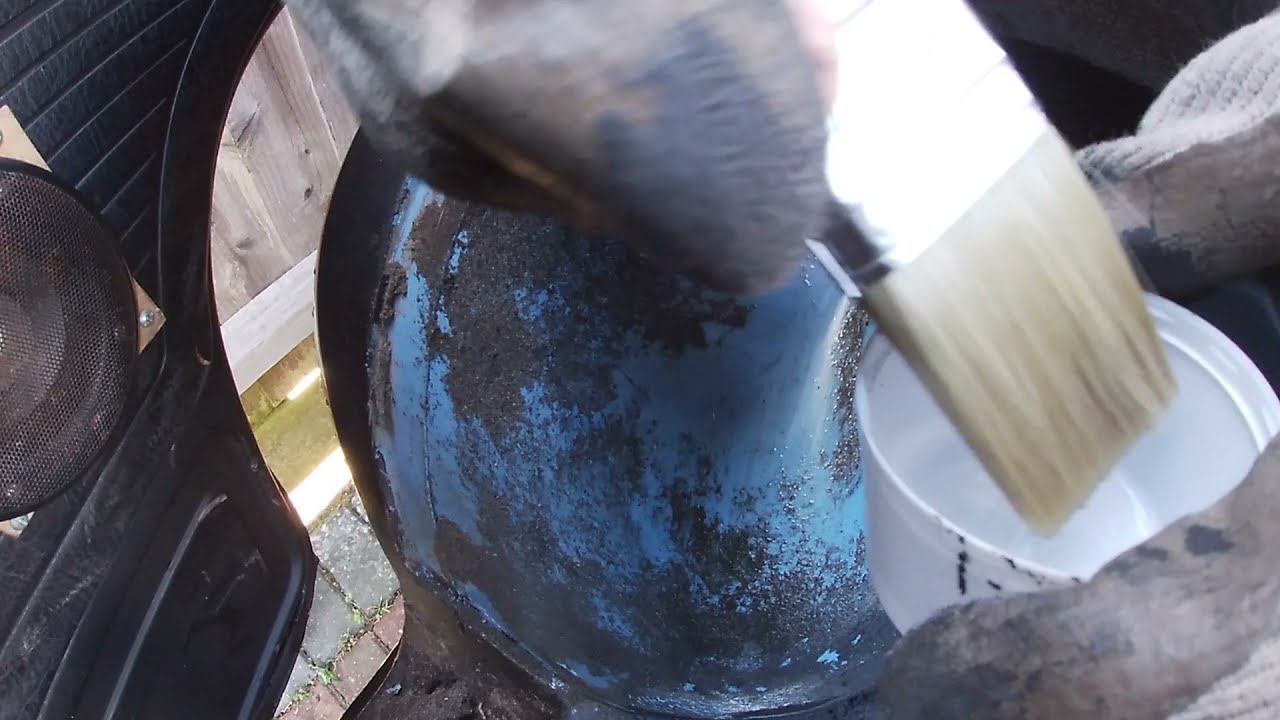 VW T25 cab floor vs Rust-oleum: Round Two