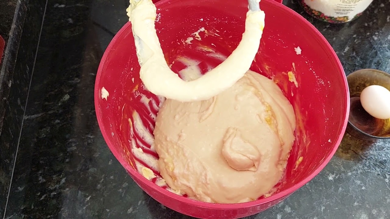 Pão de queijo rápido e prático na batedeira Mondial BP-03-R