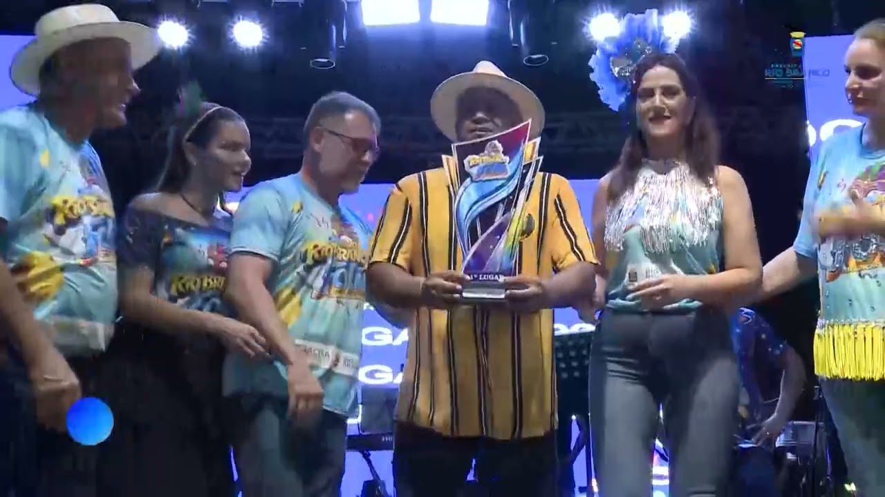 Bloco Seis é D + vence carnaval da Prefeitura Rio Branco Folia, Tradição e Alegria